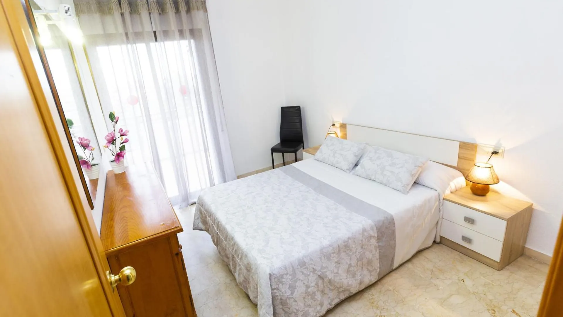 Lejlighed Aquamarina A Homestay By Turismar La Pineda
