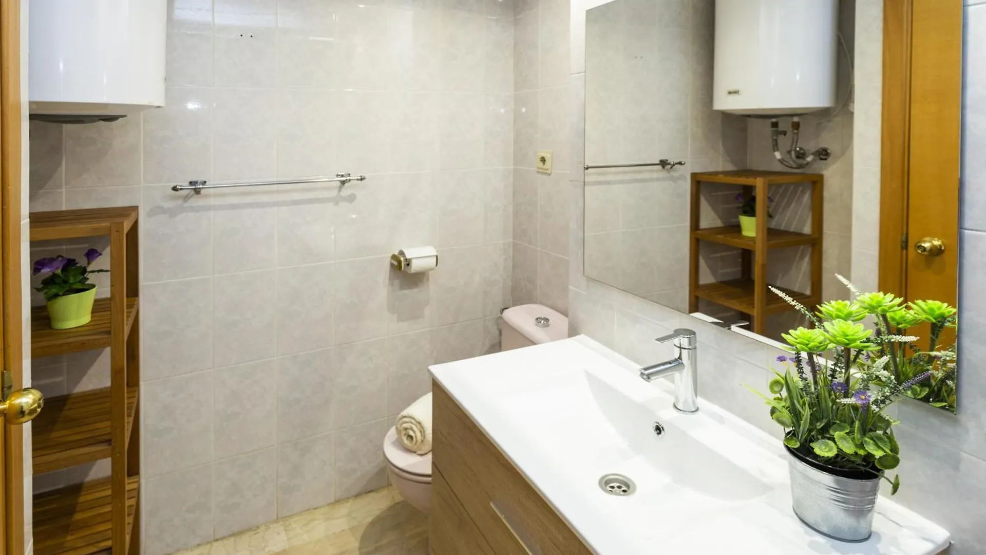 Aquamarina A Homestay By Turismar La Pineda