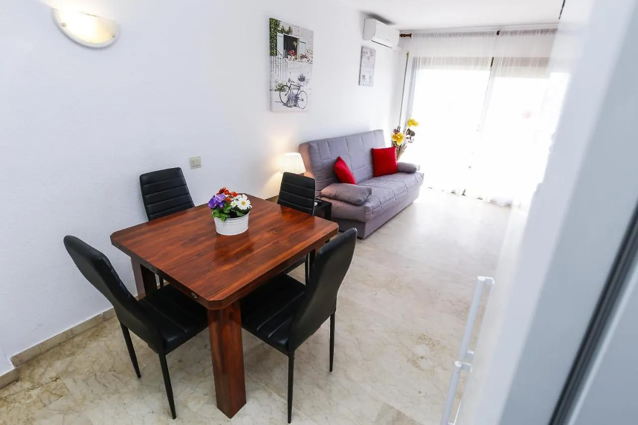 Aquamarina A Homestay By Turismar La Pineda Spain